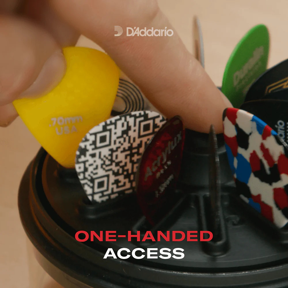 guitar-pick-holder_6a1edc9b8f69e.jpg
