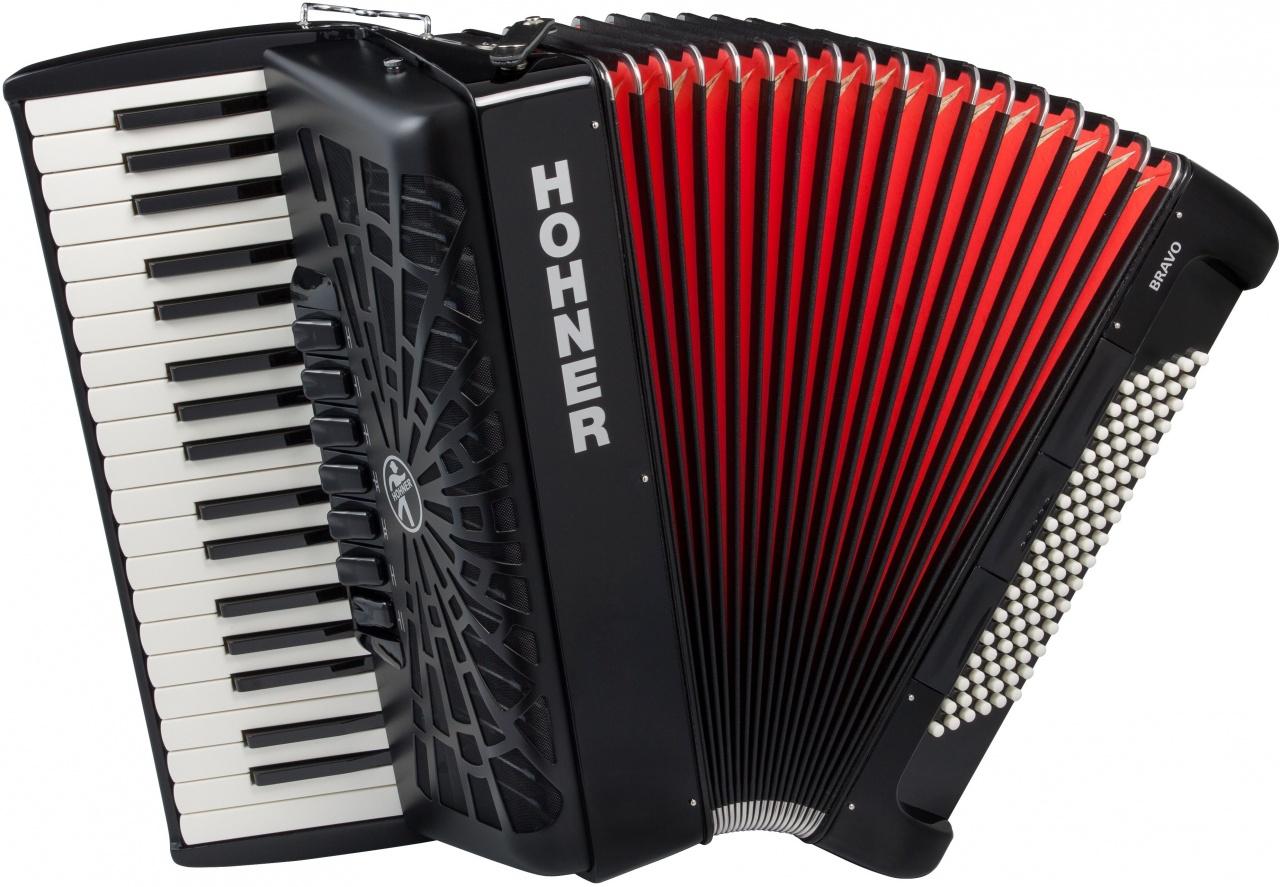 hohner-bravo-iii-96-silent-key_5c7d493609a99.jpg