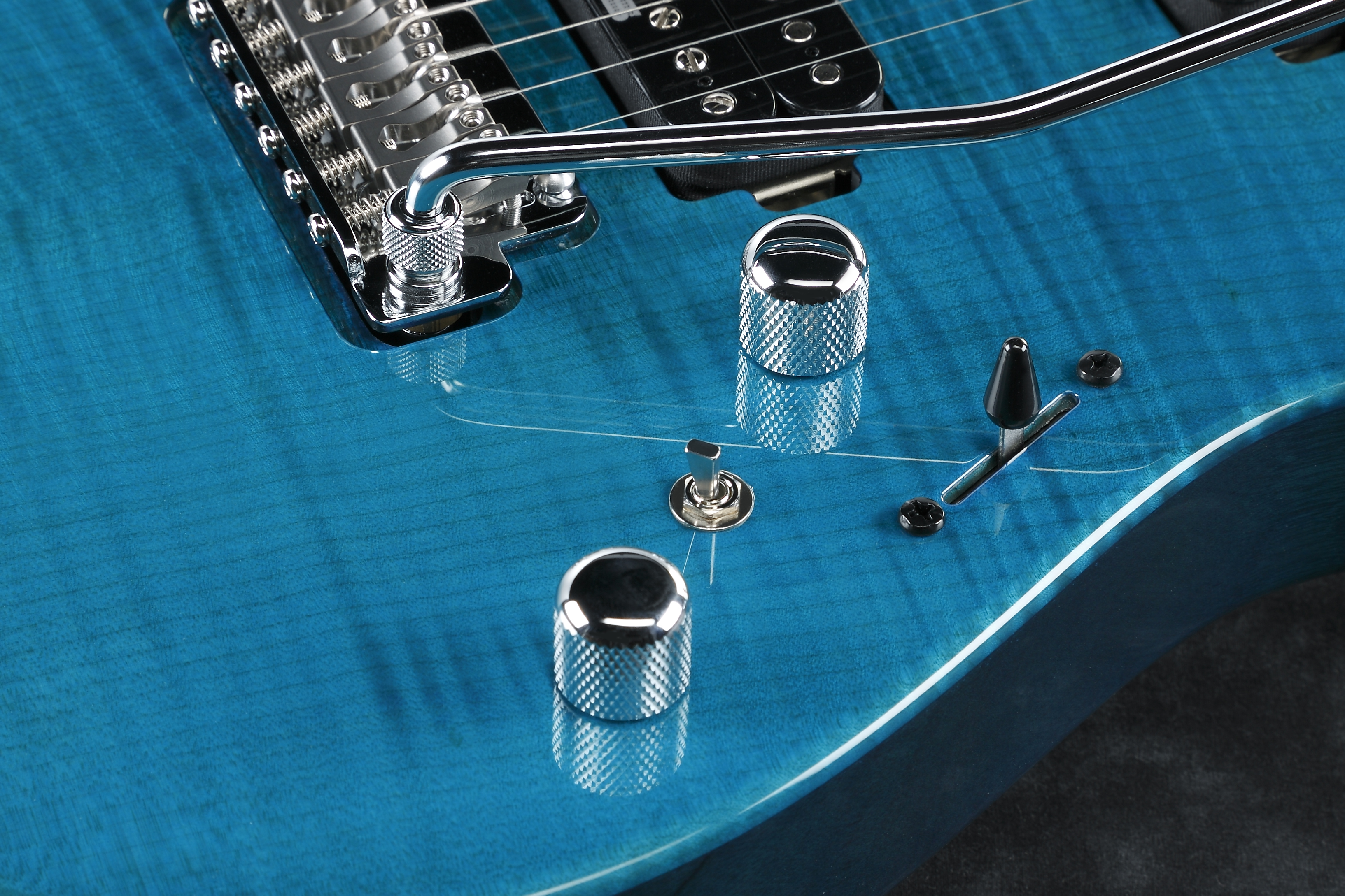 ibanez-mmn1-tab-martin-miller_6a69c517b9c12.jpg