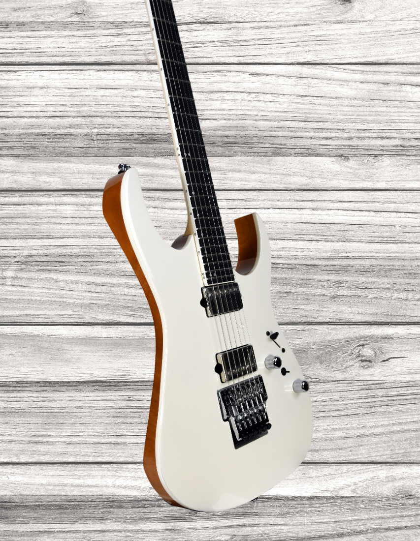 ibanez-rg5320c-prestige-pearl-white_645ce90656e1e.png