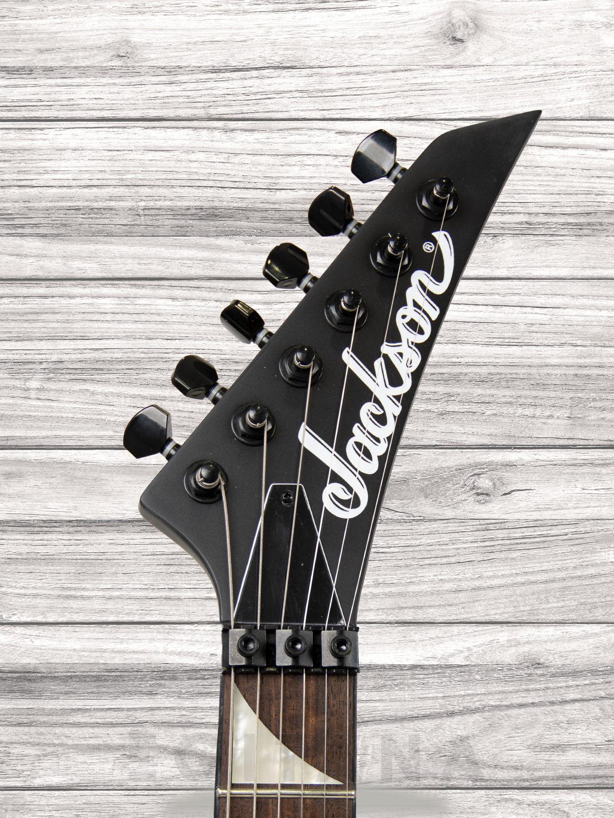 jackson-series-king-v-kvxmg-lrl-gloss-black_61dec80c2ddfa.jpg