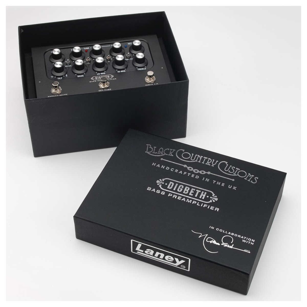 laney-black-country-customs-nathan-east-digbeth-preamp-pedal_6a2bef843d133.jpg