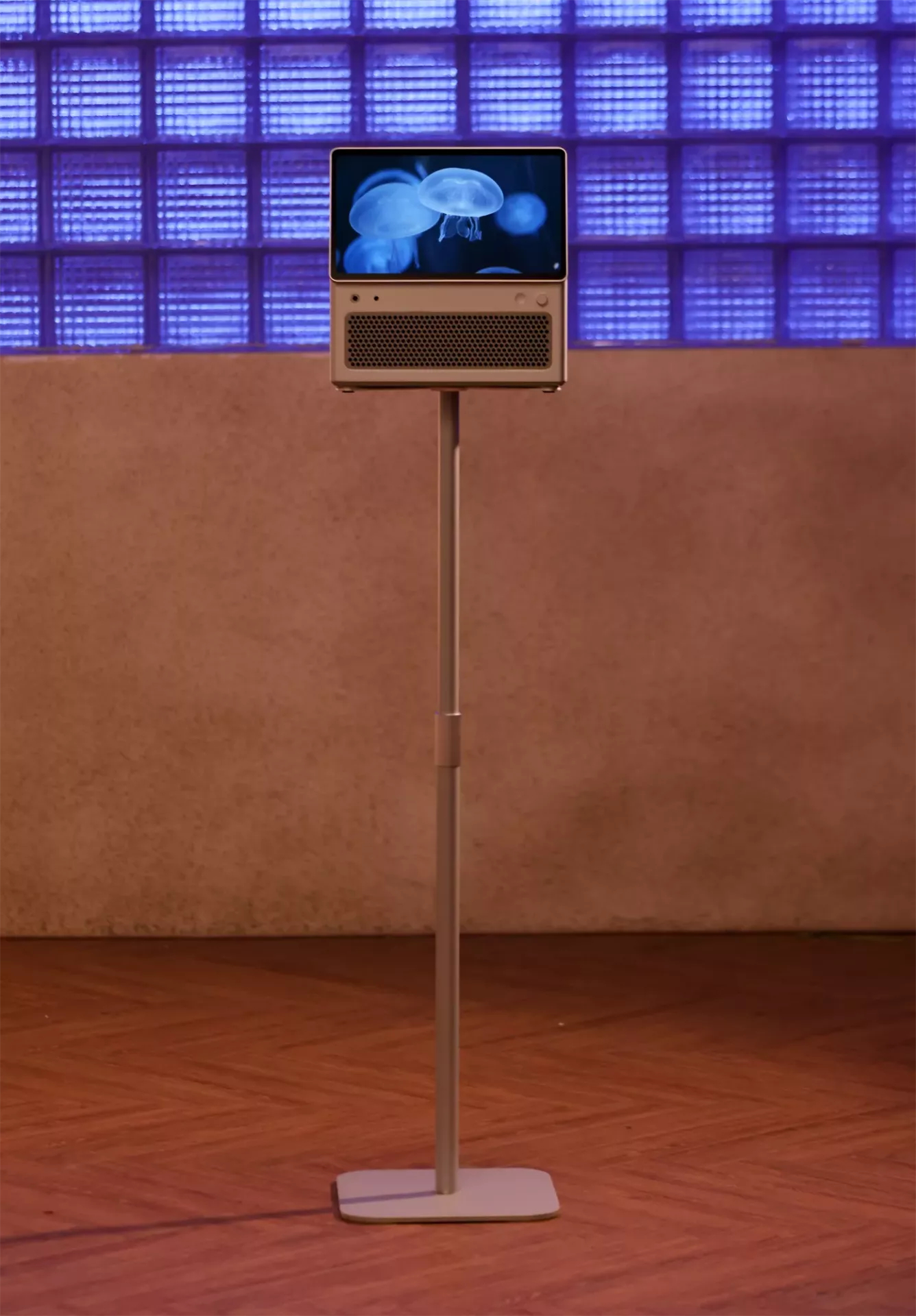 lava-music-studio-stand_69e1f190c451a.jpg