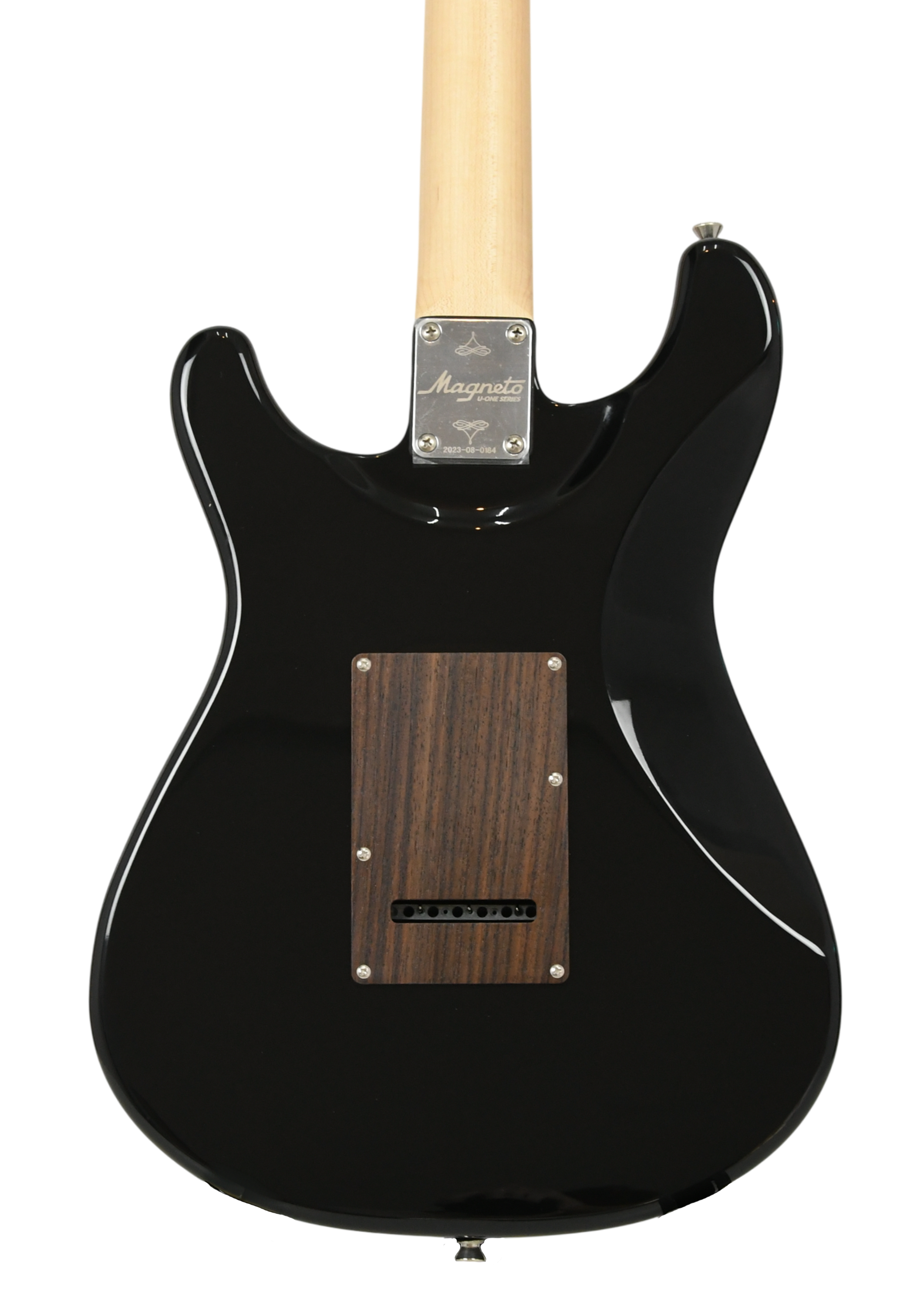 magneto-u-one-sonnet-standard-us-1200-black-maple-fb-with-gig-bag_6ac7a3aaac10a.png