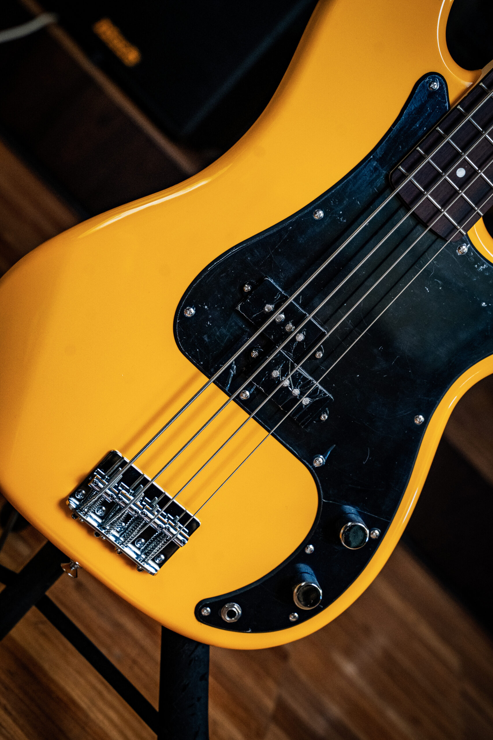 markbass-mb-yellow-pb_6734bfb170122.jpg