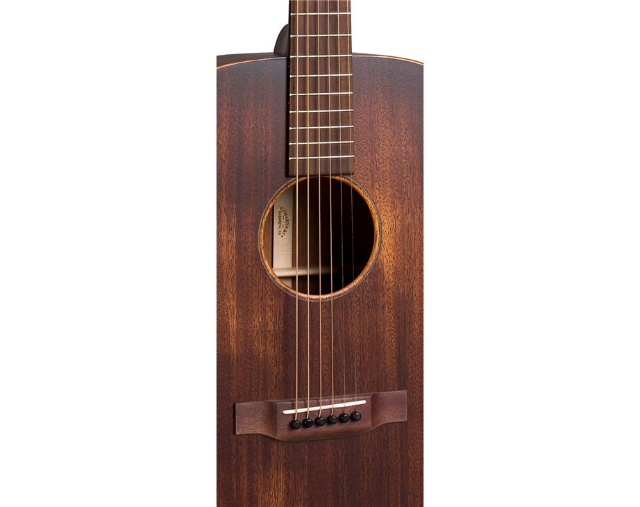 martin-000-15m-streetmaster-dark-mahogany_634d85f7dc779.jpg