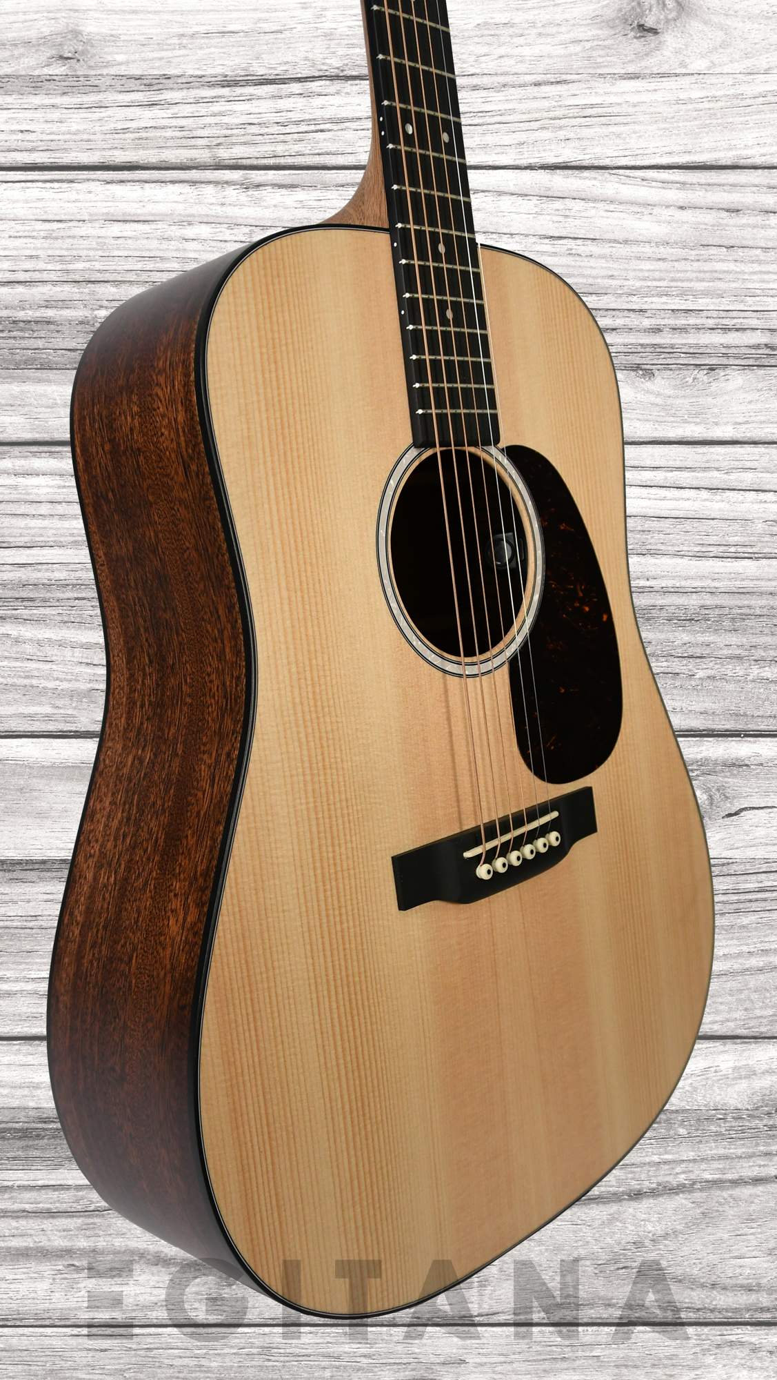 martin-dreadnought-10-a-e-road-series-abeto-sitka-sapele_637b8dfd7e551.jpg