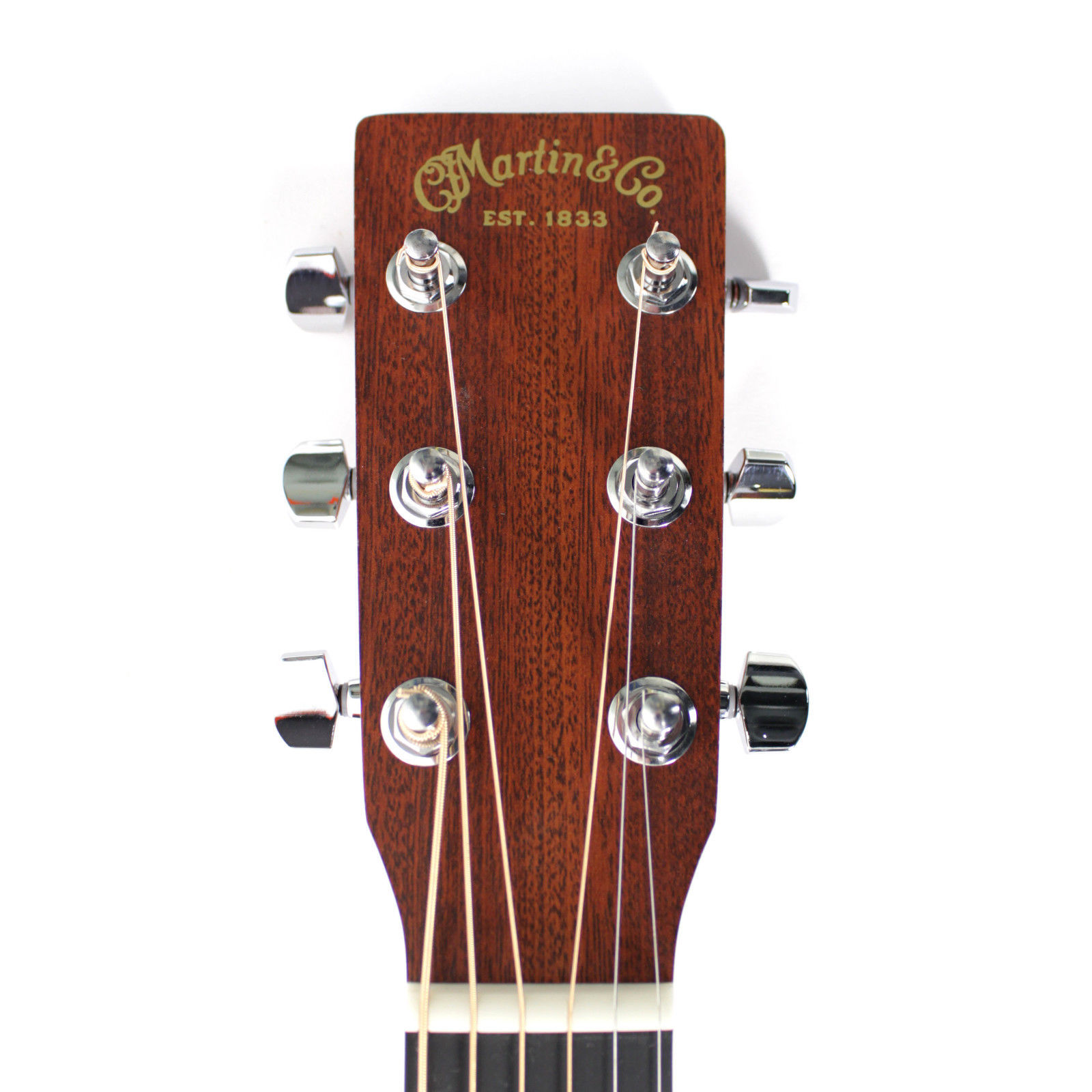 martin-guitars-000x1ae_58dbee79e5fa0.jpg