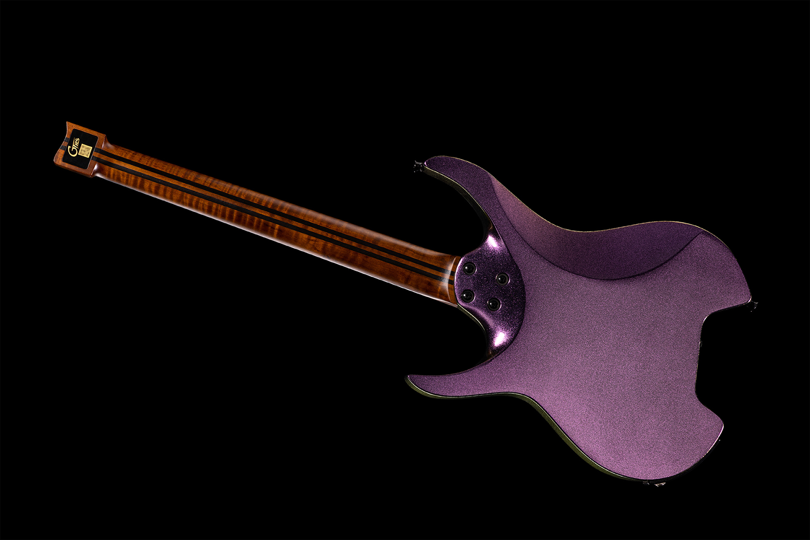 mooer-gtrs-guitars-wing-900-int-api_6398a3c6b3519.png