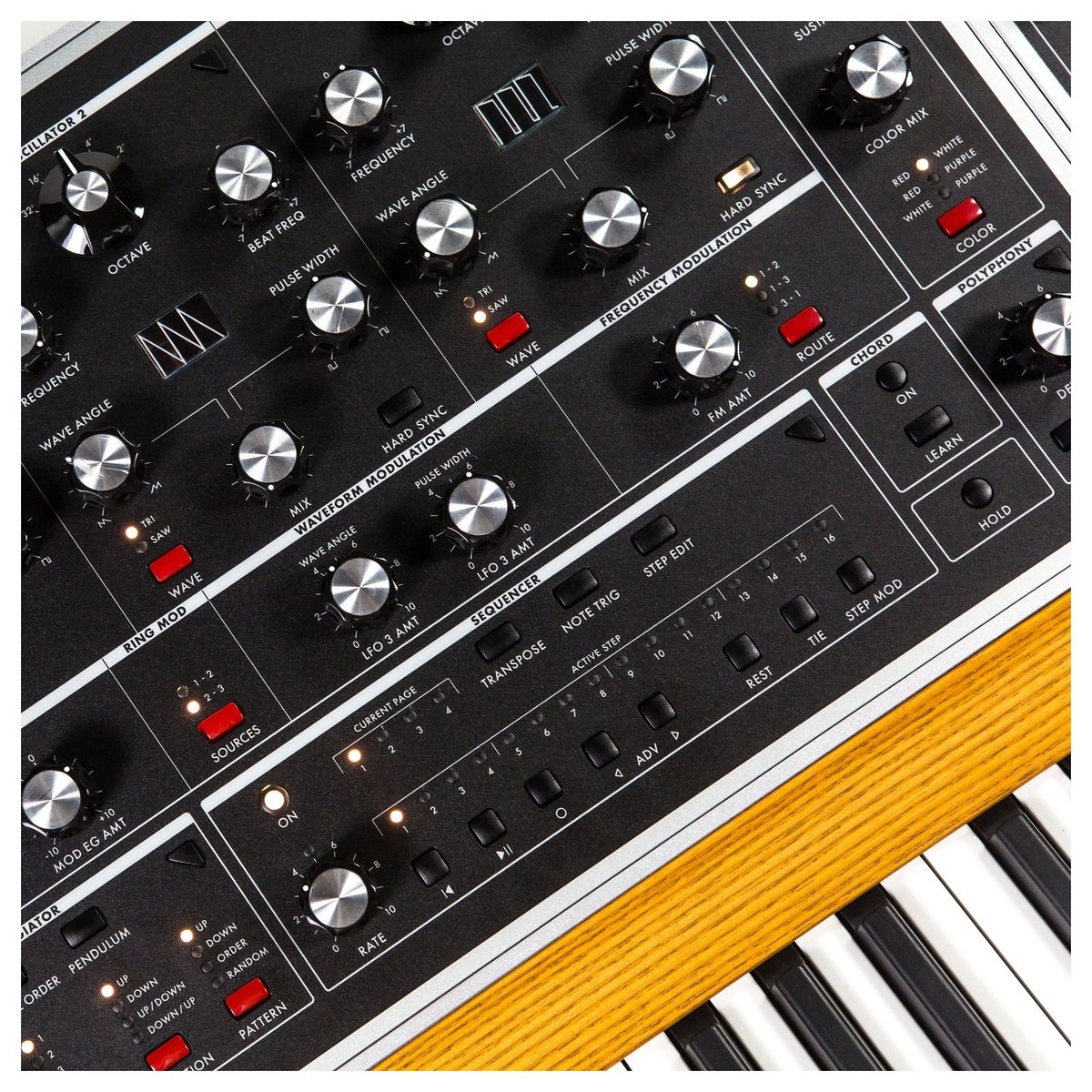 moog-one-8_5bc4c08d5eb25.jpg