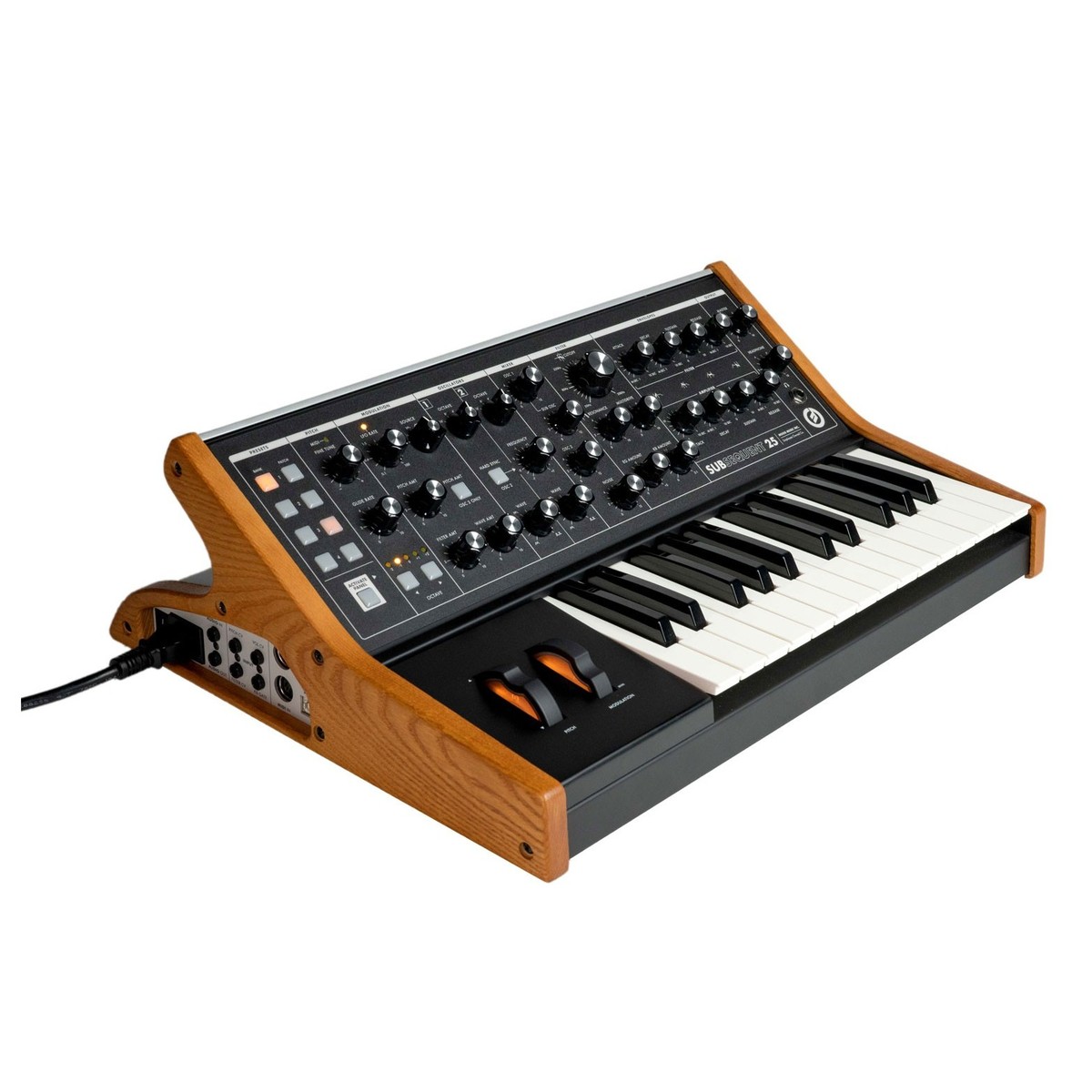 moog-subsequent-25-analog-synthesizer_5e257e6ca9912.jpg