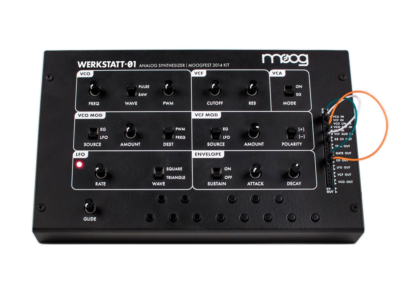 moog-werkstatt-01_5bc5ef5bf375a.jpg