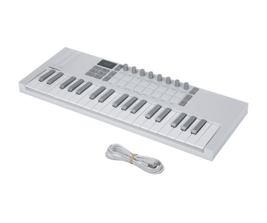 novation-launchkey-mini-37-mk4-wh_6920868edd3ed.jpg