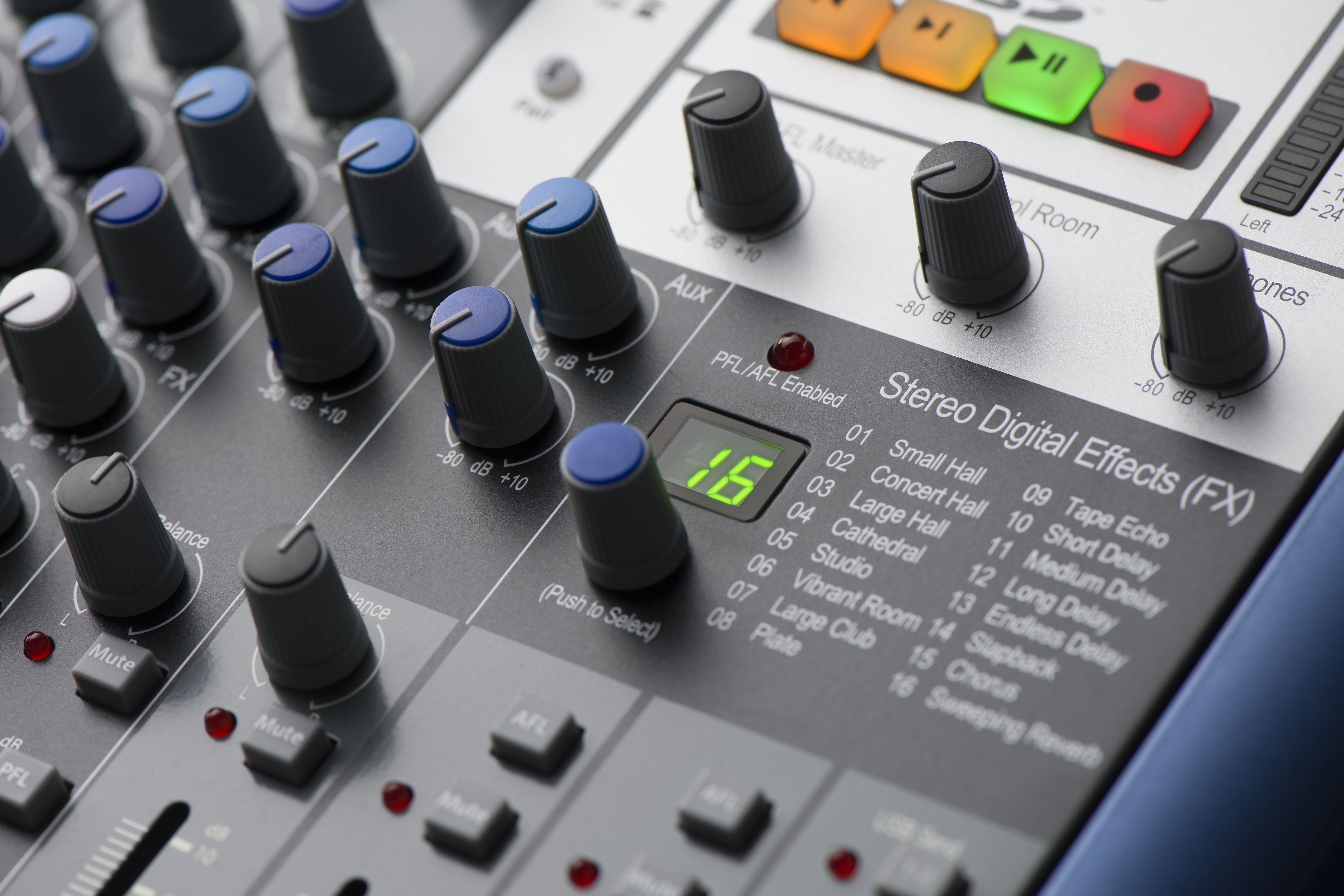 presonus-studiolive-ar16c_61b9d6866dd3f.png