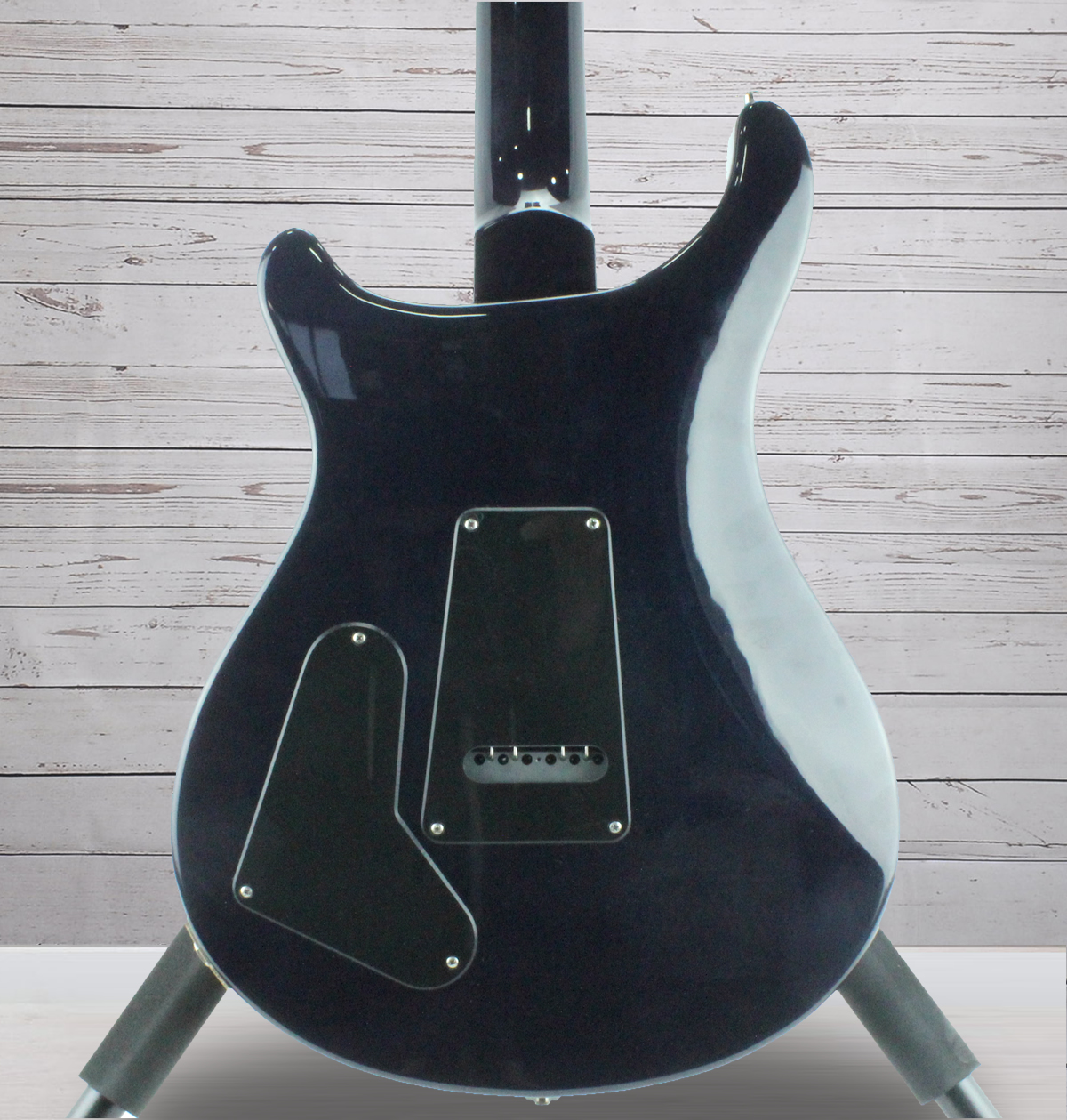 prs-s2-custom-22-whale-blue_5c5aecad36263.jpg