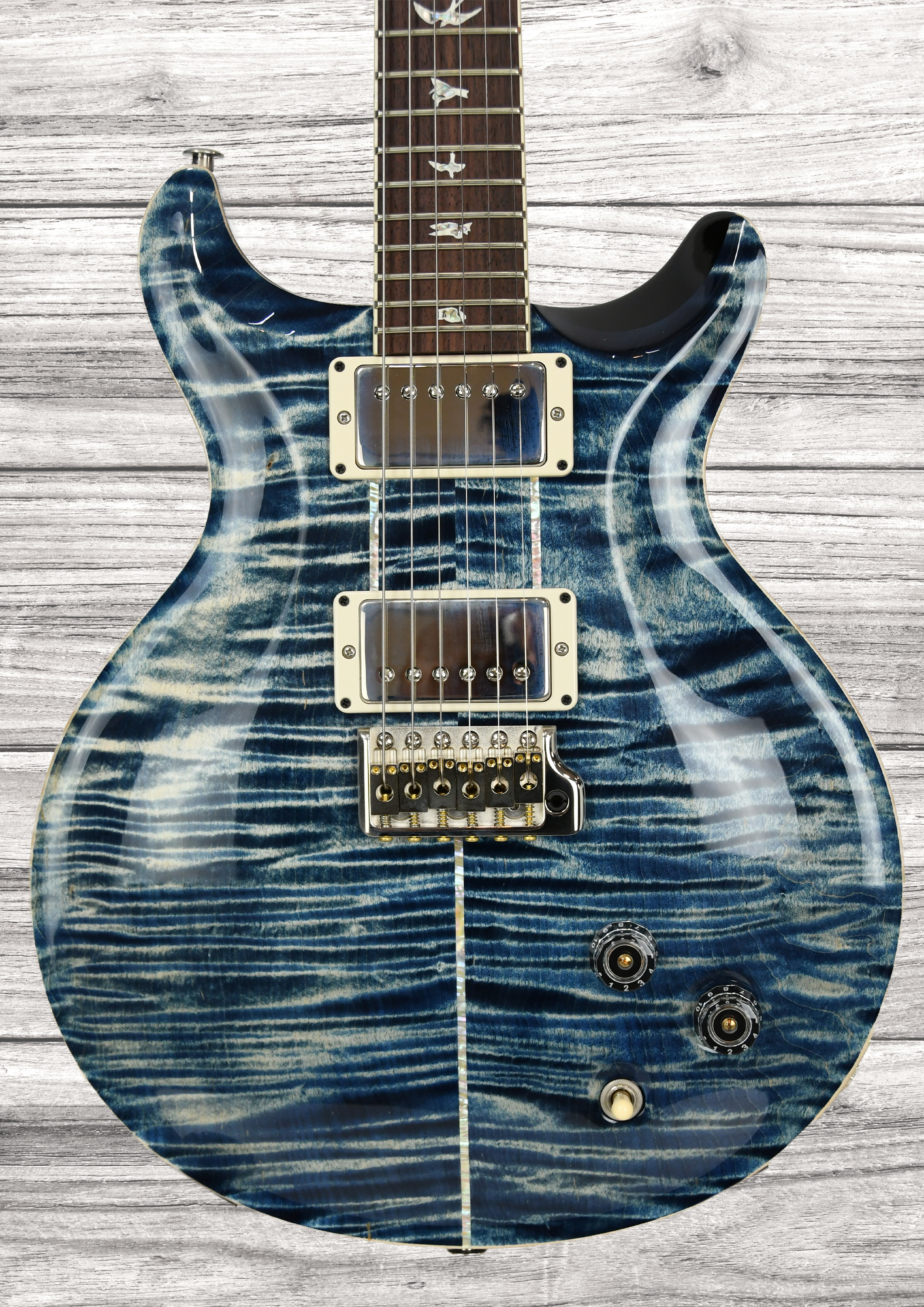 prs-santana-retro-faded-whale-blue_68fa313e131d3.jpg