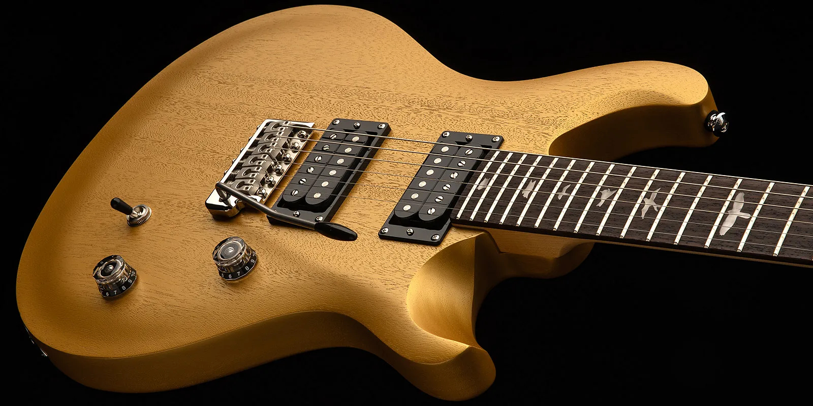 prs-se-ce24-standard-satin-metallic-gold-2025_68dfdac9a32ba.jpg