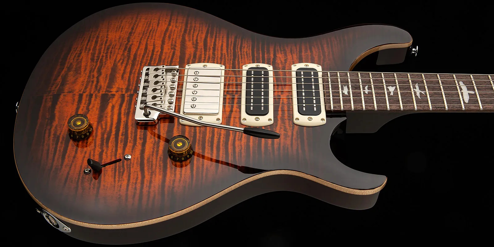 prs-se-studio-orange-tiger-smokeburst-2026_69cb9266d65ed.jpg