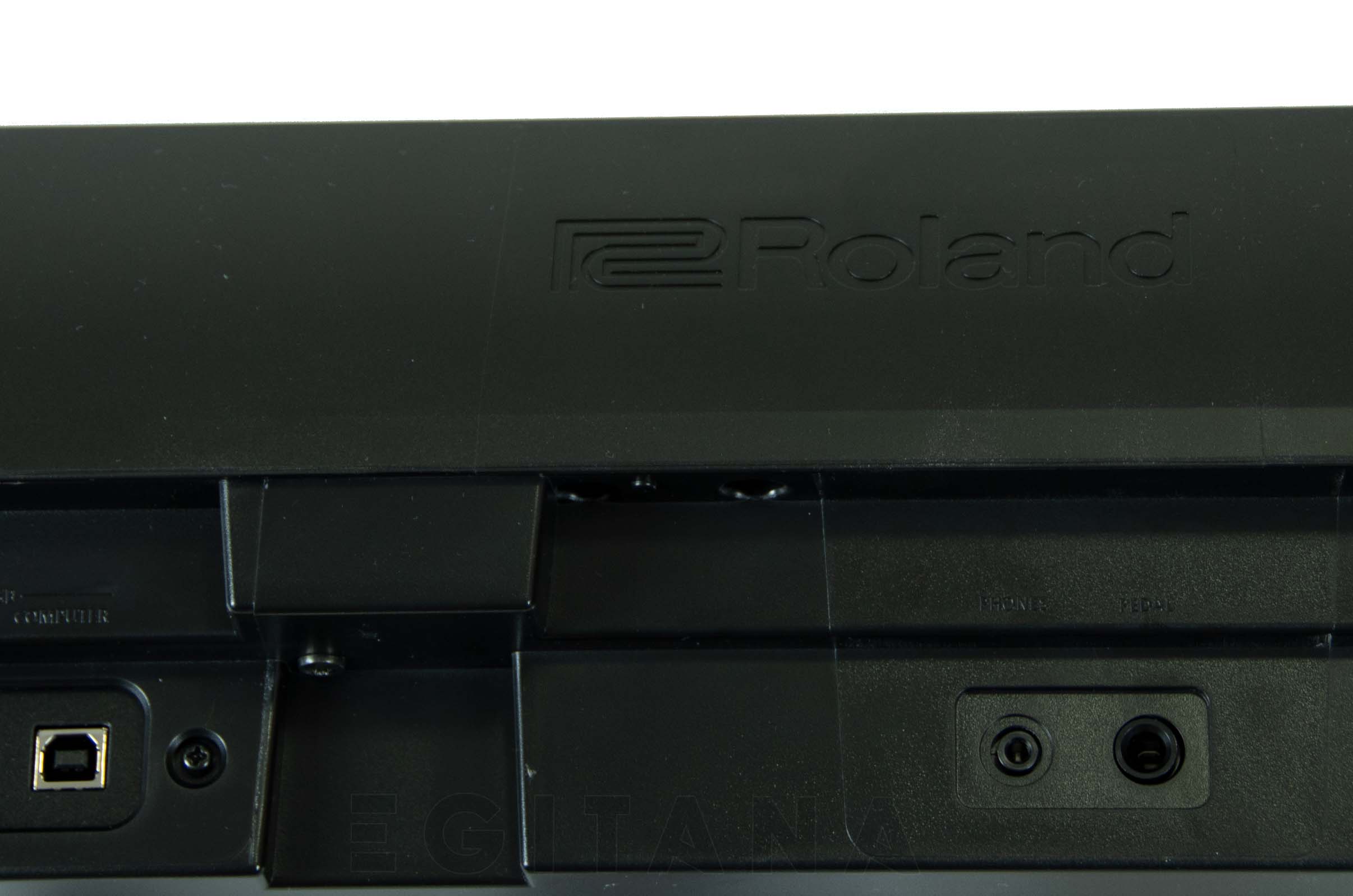 roland-fp-10-bk-piano-digital-eletrico-bluetooth-portatil-colunas-tablet_616e8e5c28015.jpg