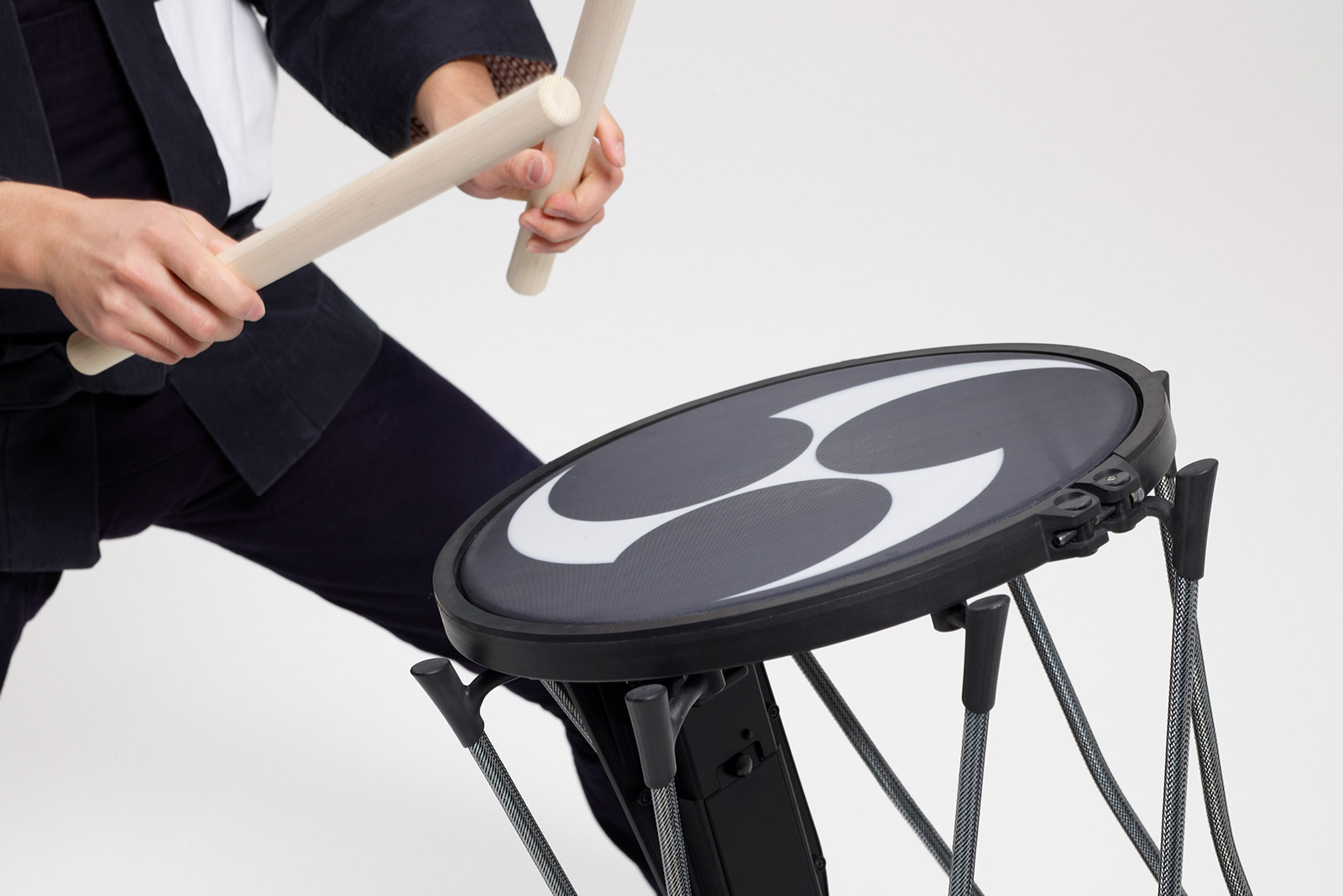 roland-taiko-1_622b6d764fe4c.jpg