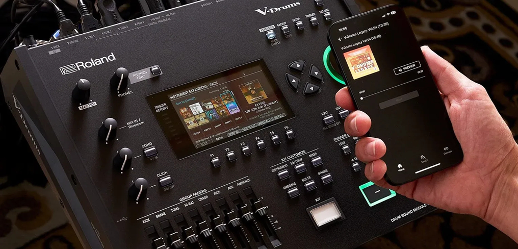 roland-v71-modulo-de-sons-bateria_678b8c980c489.jpg