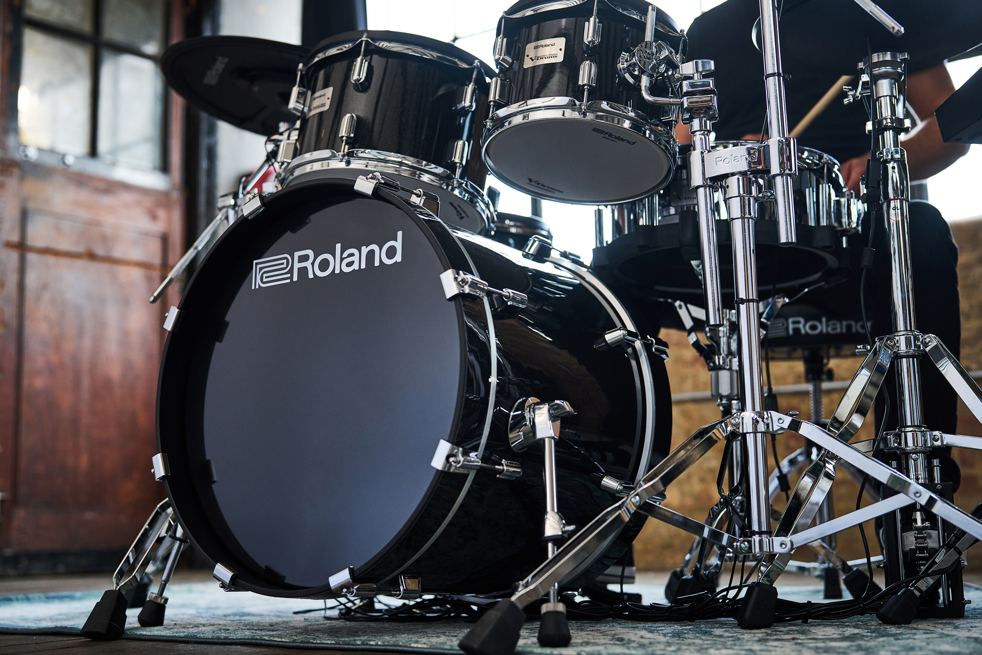 roland-vad516-v-drums-acoustic-design_68e68b814b0b7.jpg