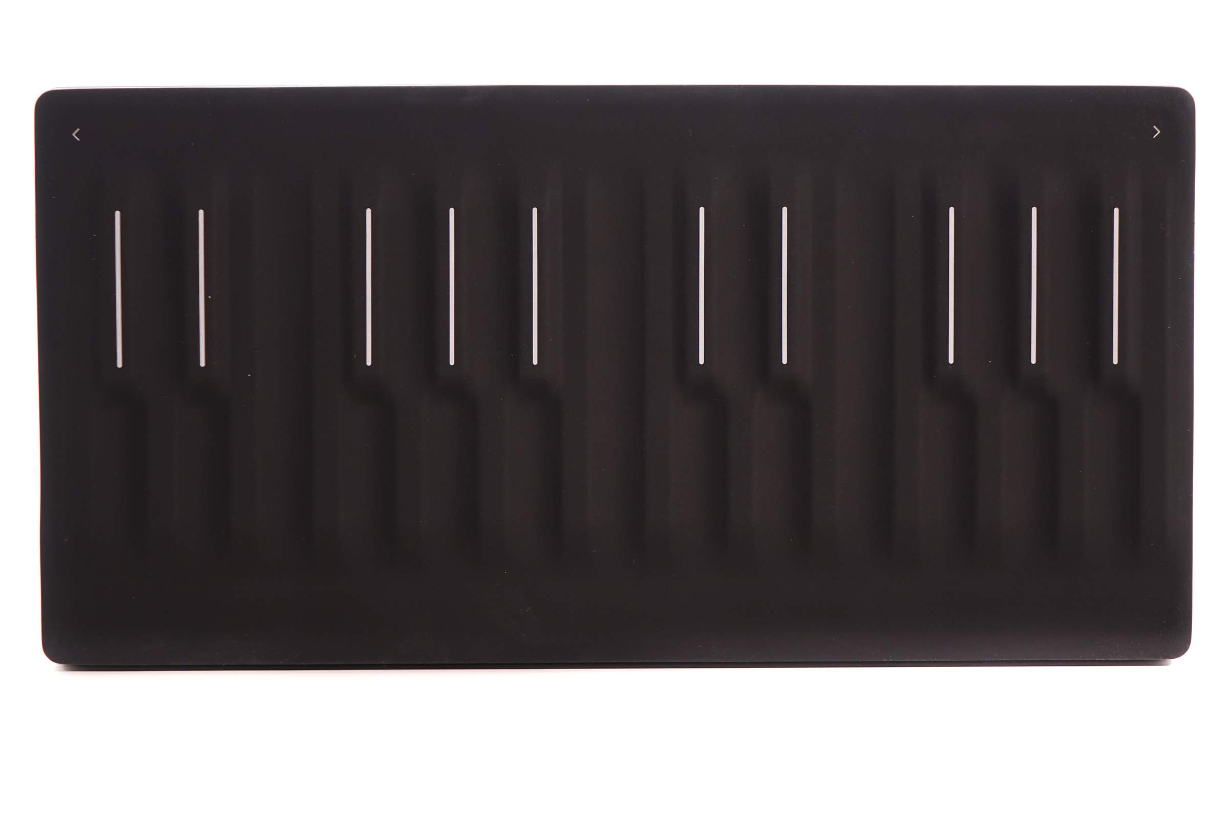 roli-block-seaboard_5bc9e7ea6570d.jpg