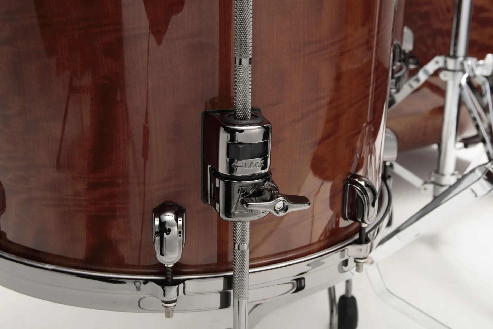 tama-be52zbas-gac-starclassic-bubinga-shell-set-gloss-african-cherry_6a2c1572dd8bf.jpg