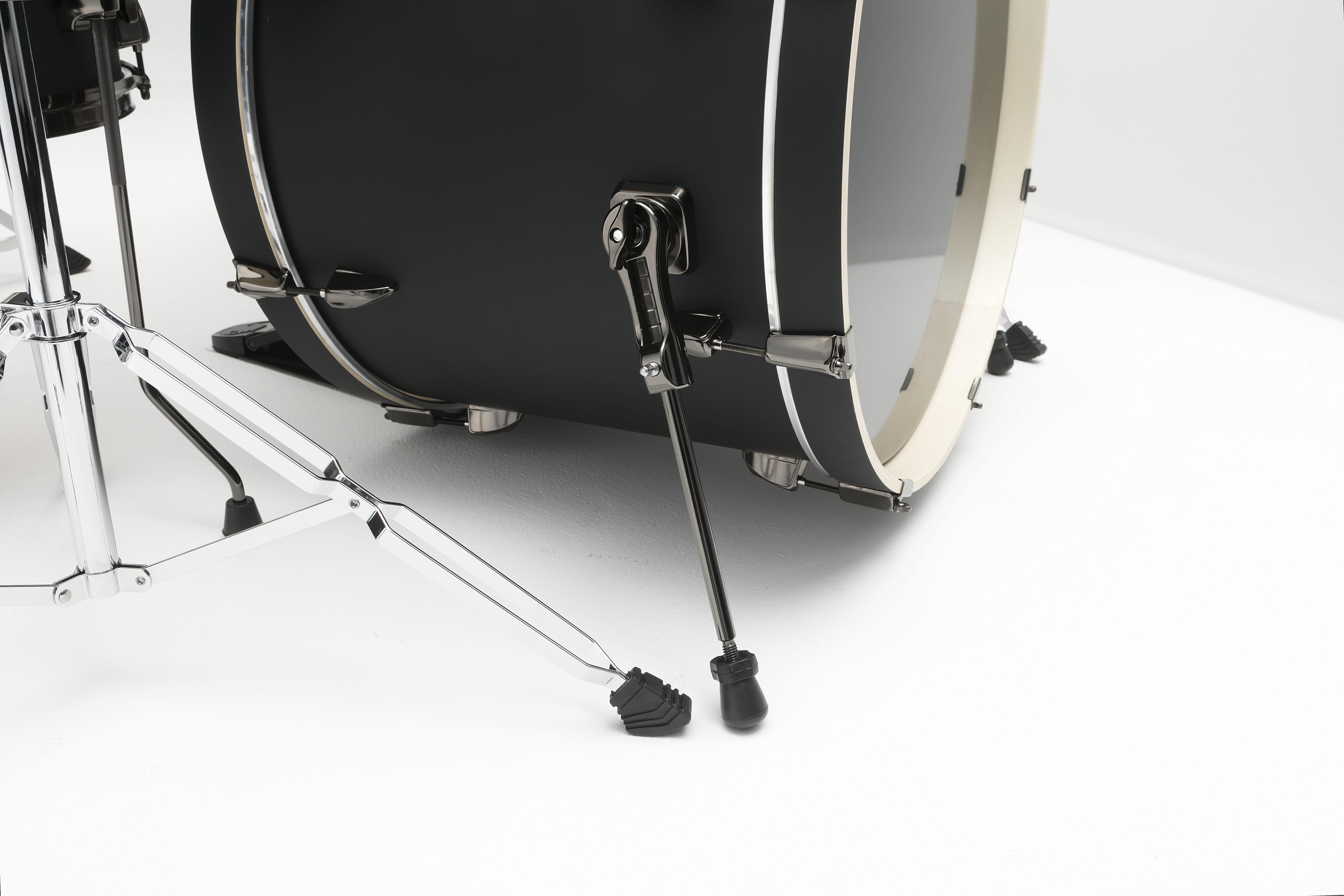 tama-ie52h6w-bbob-imperialstar-blacked-out-black-wrap_623cb5100cbf6.jpg