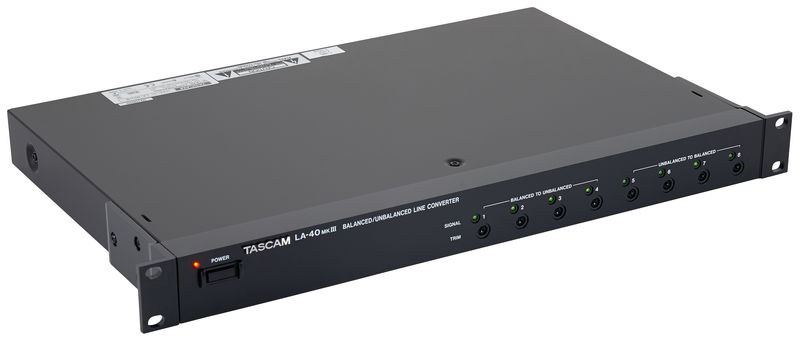 tascam-la40-mk3_5fc0d0456891d.jpg