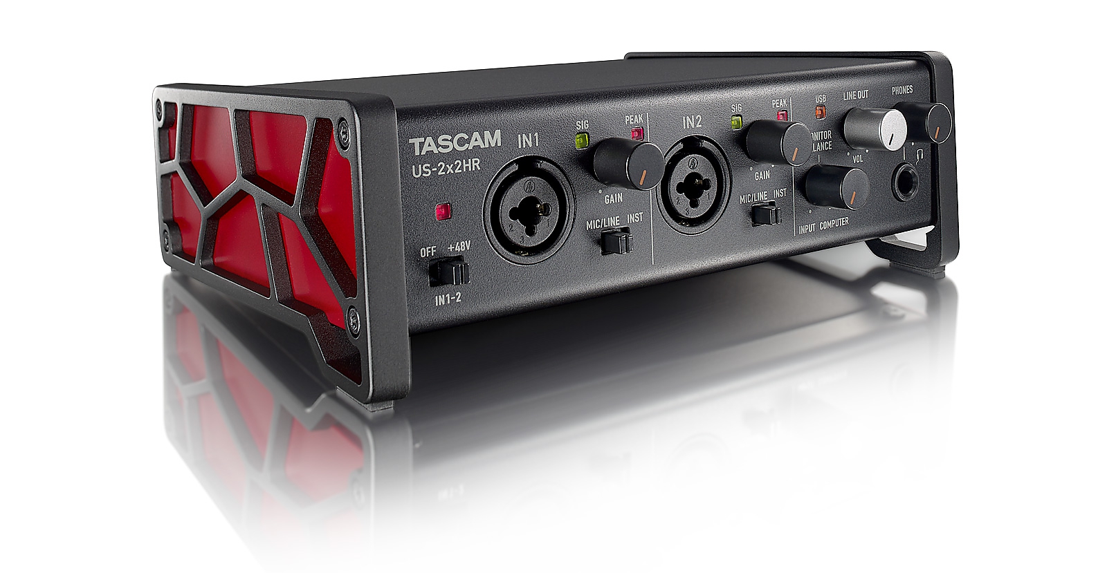 tascam-us-2x2hr_611bc1c97f742.jpg