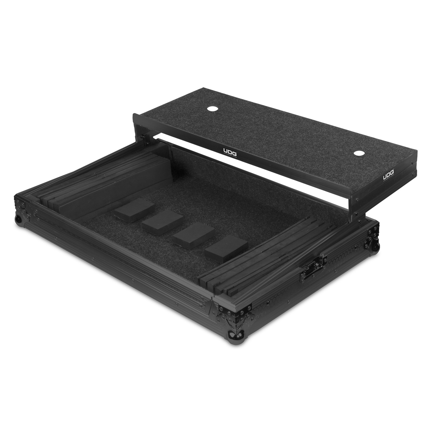 udg-ultimate-flight-case-multi-format-xxl-black-mk3-plus-laptop-shelf_5d8e38c57fec6.jpg
