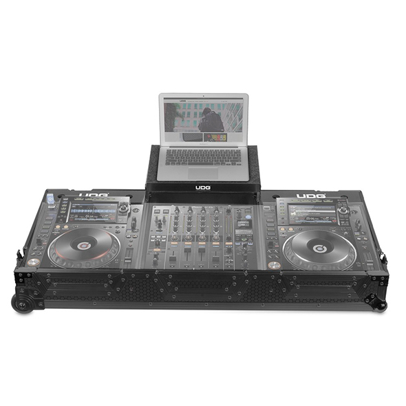 udg-ultimate-flight-case-pioneer-cdj-2000-900nxs2-bl-plus-laptop-shelf-wheels_61efd682e600e.jpg