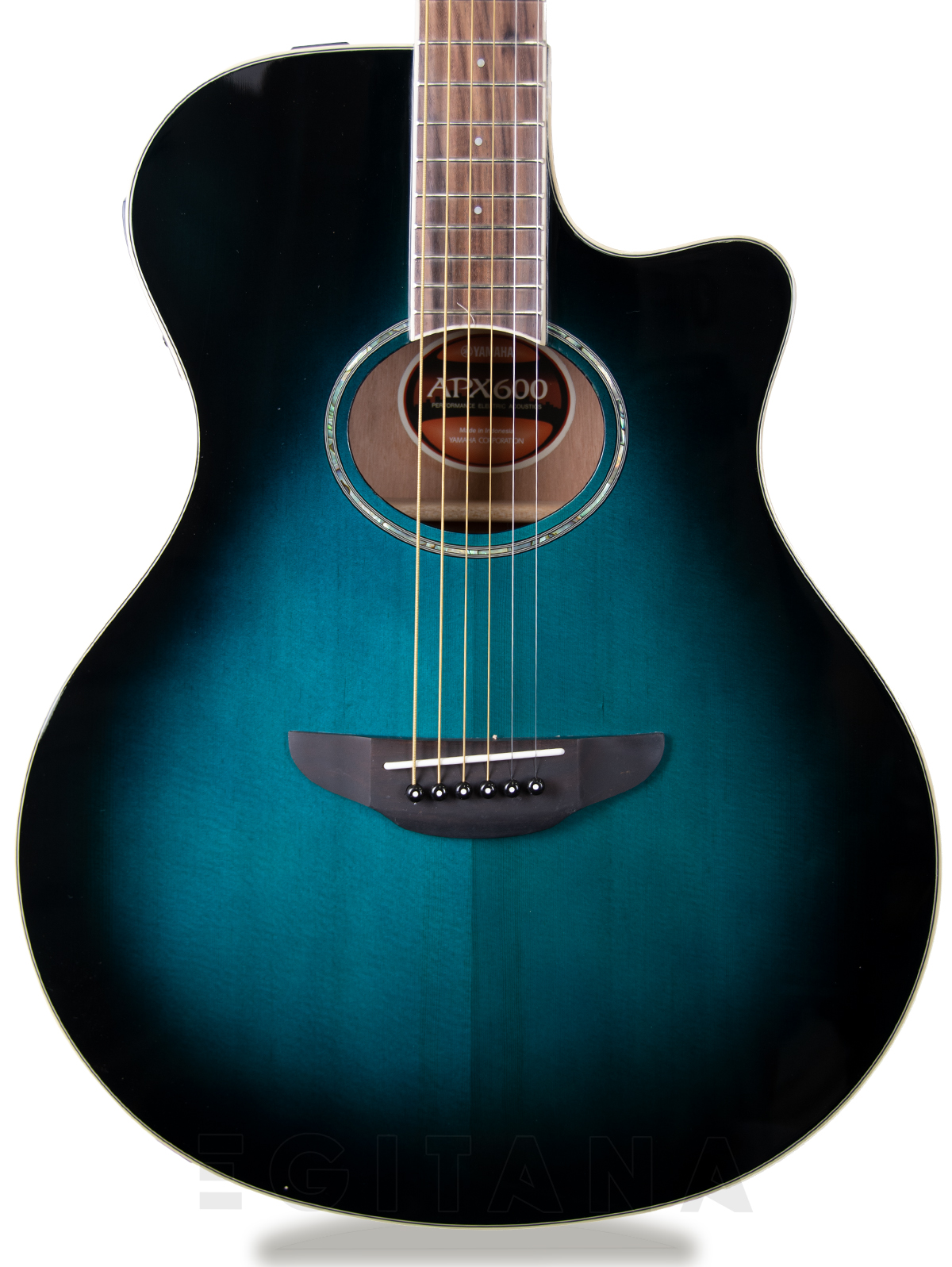 yamaha-apx600-oriental-blue-burst_62aa0a4b085ad.jpg
